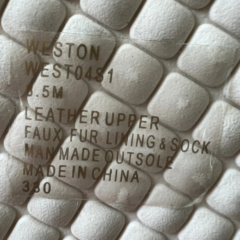 Steve Madden Black Suede Bootie with White Faux Fur Lining Trim Size 8-1/2 NWT - Picture 6 of 6